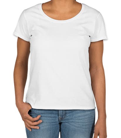 Gildan Women's Softstyle Scoop Neck T-shirt - White