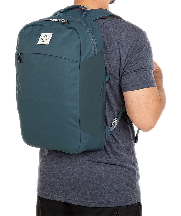 Custom Osprey Arcane Large Day 15